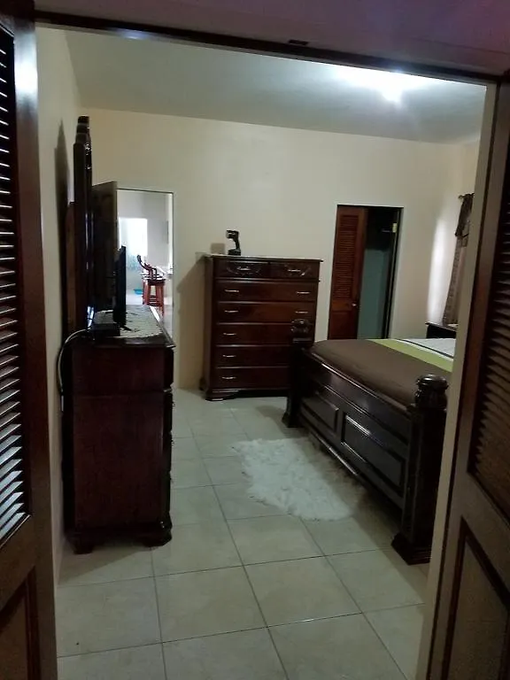 Bogue Village Palace Montego Bay 0*,  Jamaica